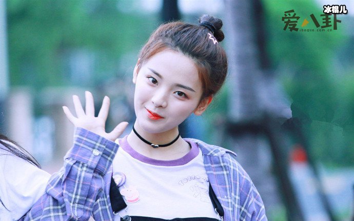 杨超越称龙丹妮丑,二人有什么矛盾导致杨超越这样说?