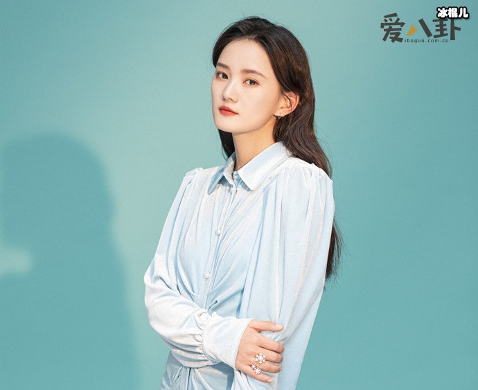 馨子没落原因起底,全都是因为她的父亲?