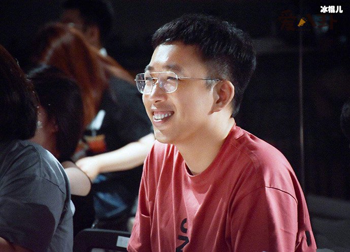 于正被沈泰殴打,本人回应是因为承诺没有做到?