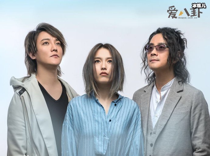 飞儿乐队换主唱风波, 新主唱居然是粉丝上位