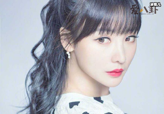 柳岩节目当中吃蜘蛛,却被作家伤风败俗!