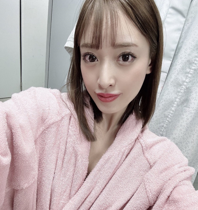 [MISM-267]近期最惨肛交解禁！ 汐川云丹（しおかわ雲丹）三穴被塞满！