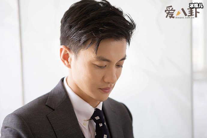 周一围被曝出轨,和女助理共用吸管网友心疼朱丹!