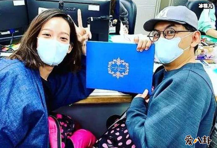 小S前男友黄子佼领证结婚,女友孟耿如居然小他两轮!