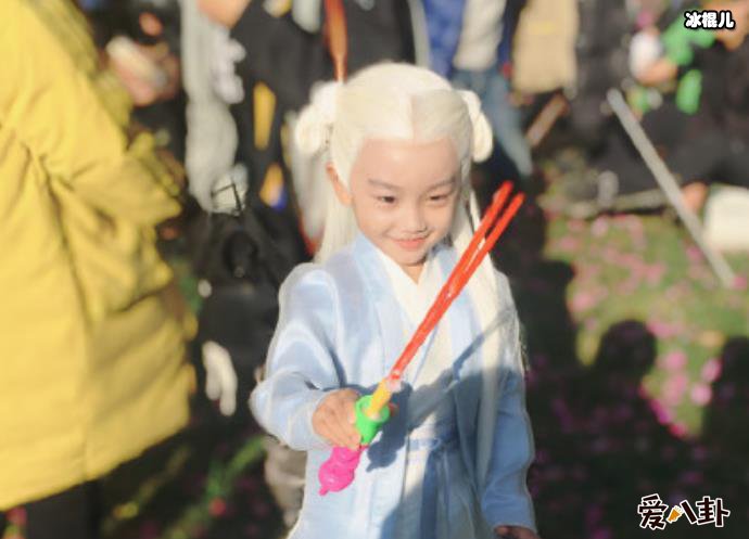 白滚滚扮演者寇耘豪资料,童星出道家庭背景遭扒!