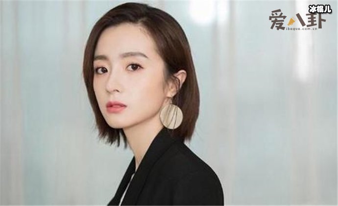 胡冰卿辟谣恋情后撇清关系,张铭恩黑料居然来的这么突然