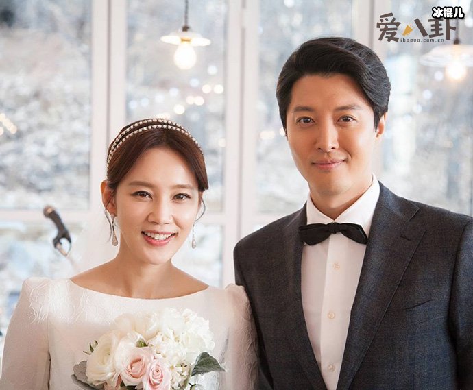 李东健赵伦熙离婚,网友却恭喜赵伦熙!