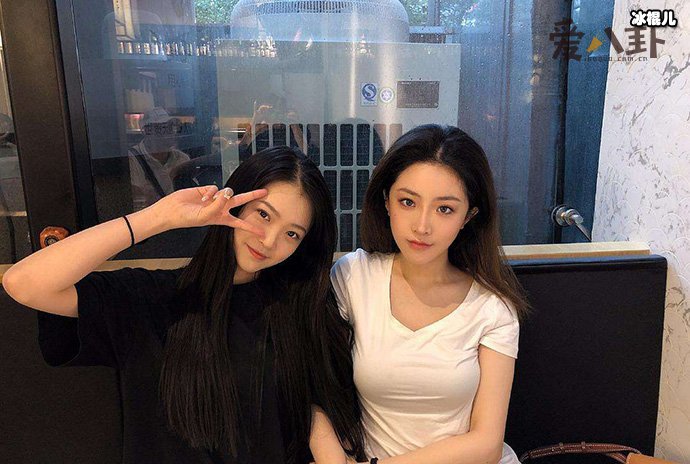 周梓倩喻言塑料姐妹情,周梓倩曝光喻言决赛造型被网友吐槽!