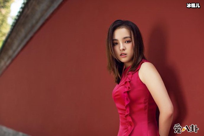 爱新觉罗媚是贵族出身吗?资料起底居然还是皇族后人