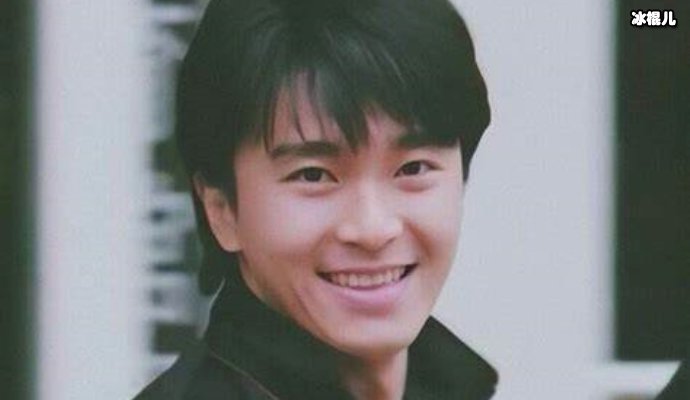 周星驰被曝欠债卖豪宅还债,生日当天只有一人为其庆生!