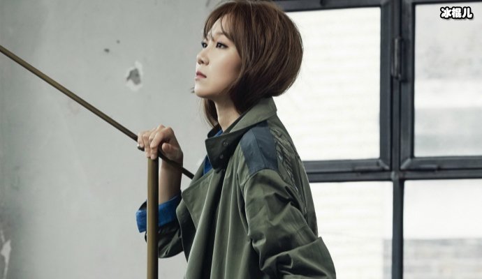 穿搭心机小配饰也不能少,孔孝真这样的搭配你也可以拥有!