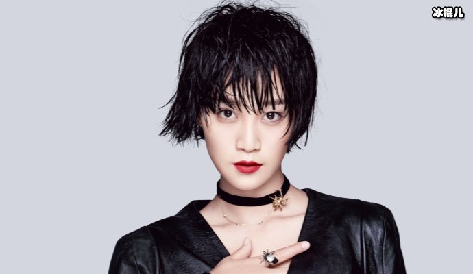 蓝盈莹健身成瘾,严于律己绑沙袋排练方式让人叹为观止!