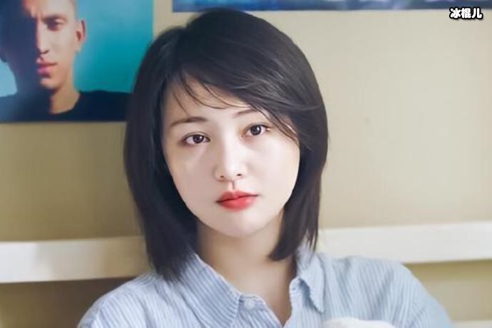 郑爽近照起底看起来是胖了,网友:这样子的她才是最好看的!