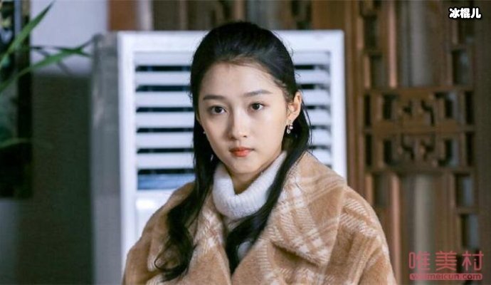 《什刹海》宣布定档，关晓彤倾情出演网友早就搬好小板凳了！