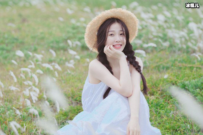 《青春有你2》虞书欣难过落泪,宋昭艺递纸巾擦拭!