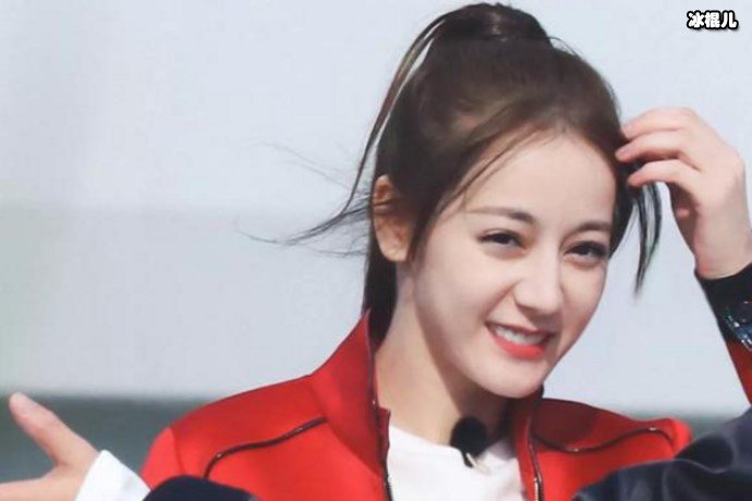 《极限挑战6》迪丽热巴颜值下降?法令纹让整个人略显疲惫!
