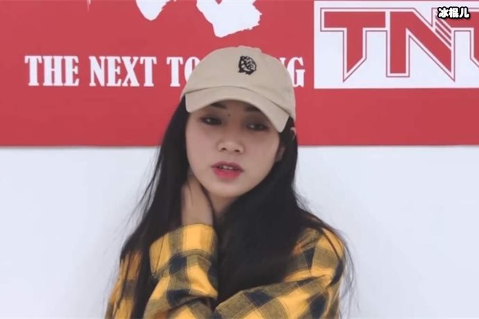 《青你2》谢可寅生病,但是仍坚持训练以身作则!