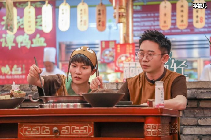 《青春环游记2》未见肖战,粉黑互撕官方却这样说!