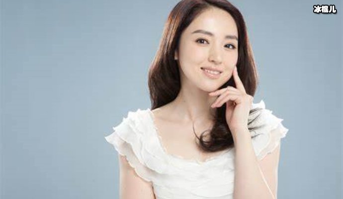 董璇首次谈高云翔事件,回看十年恋情只有后悔!