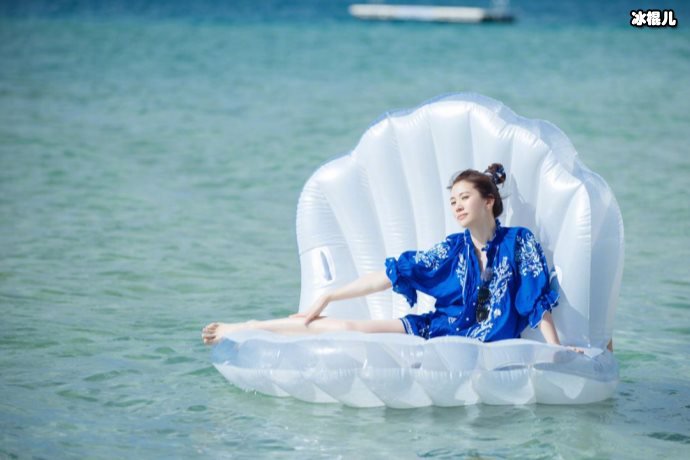 《妻子的浪漫旅行》开播引热议,胡可放声大哭后悔结婚?