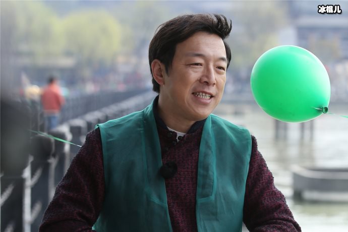 OG黄渤空降街舞现场,致敬舞王孙红雷张艺兴忍痛淘汰选手!