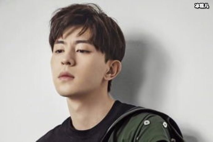 邓伦再上线给黎语冰加油,网友神吐槽:被同一编剧坑过的男主