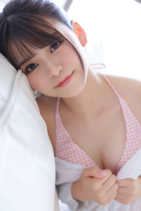 杏可可(杏ここ)出道作品番号及封面,「杏可可」个人简介