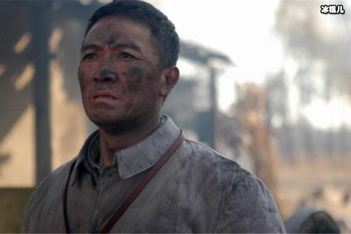 当年《亮剑》剧组有多穷？马匹只借了俩主演不得不客串群演！