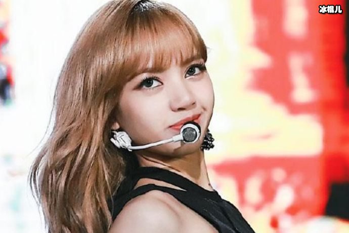 Lisa个人专辑预售破70万张,辣lisa名不假传期待专辑