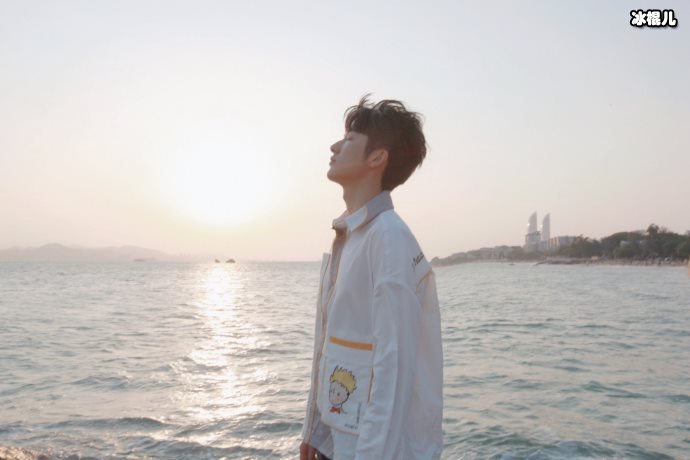 盘点之前不好看如今万人迷的明星,Lisa和张新成让人怀疑人生