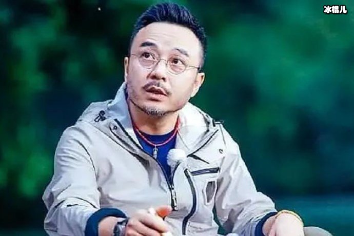 靓丽女人咏梅汪涵眼中有老婆形象的演员,演艺生涯细水长流