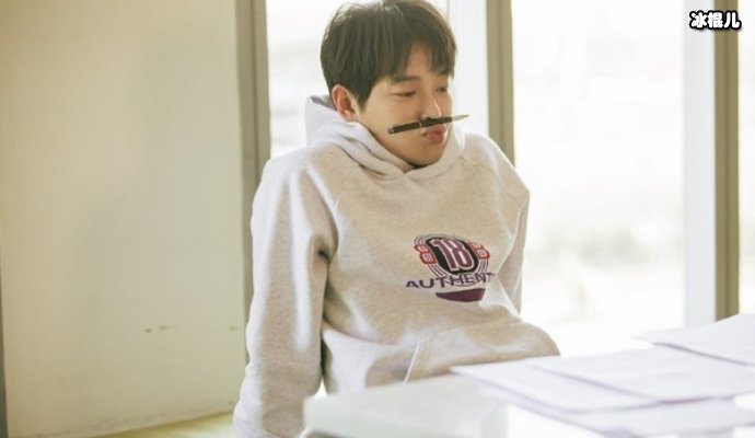 彭昱畅否认与张婧仪恋情，女主另有其人网友：你梦寐以求的吻戏要