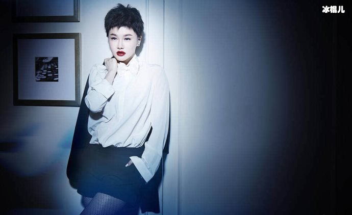 冉莹颖为大儿子庆生,老三女生装扮抢镜网友质疑是男是女