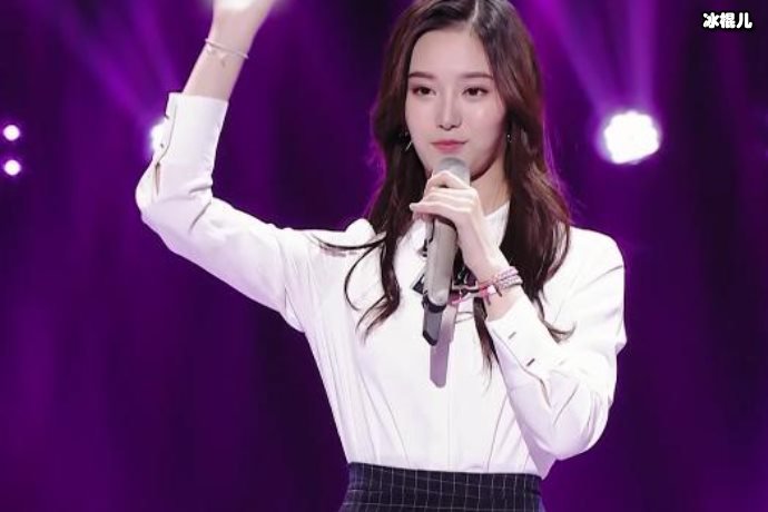 硬糖少女303成团引热议,徐艺洋遗憾第八名张艺凡凭借泪失禁体质