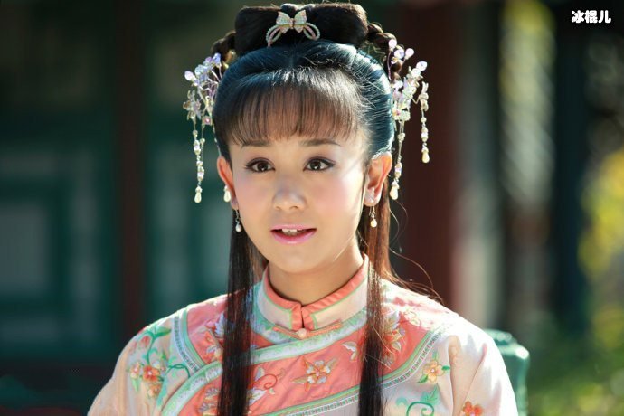 琼瑶眼中最美“紫薇”,事业不顺情路坎坷为何还遭遇最差前男友