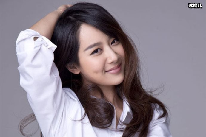 杨紫手滑点赞肖战微博?肖战现身直播间人气瞬间饱满