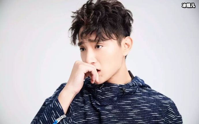 于小彤新剧妆容用力过猛惨不忍睹,腿部残疾生生演成面瘫