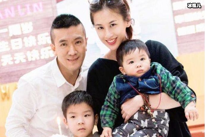 黄圣依被骂没文化郭碧婷删向佐互动,网友:这就是豪门的世界