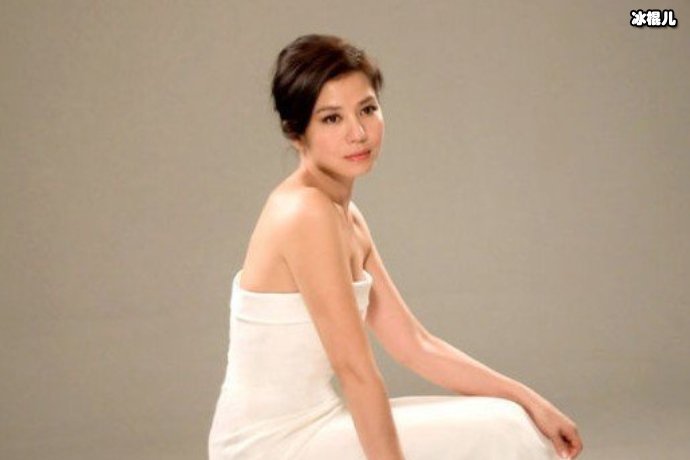 女神钟楚红是一位既有颜值又有演技,内外兼修的优质演员