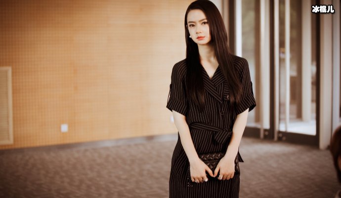 戚薇李承铉婚礼照曝光,中韩风格相结合不愧是骨感美人