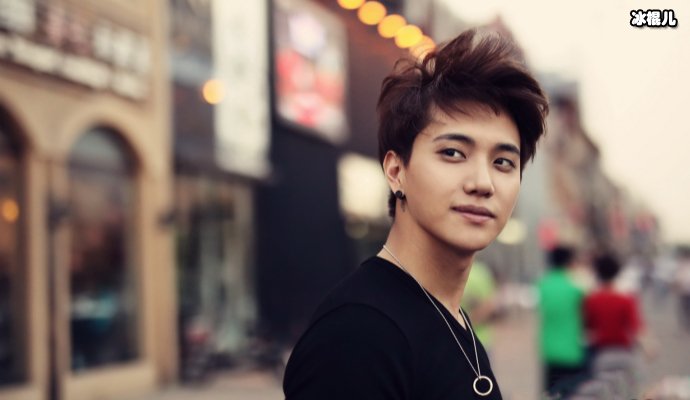 欧弟也成女儿奴,晒出照片后网友都被惊艳到了基因太强大