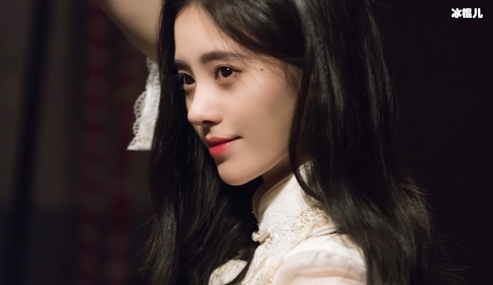 鞠婧祎力争未整容放出妈妈的美照,网友:鞠婧祎狠起来连妈妈都P!