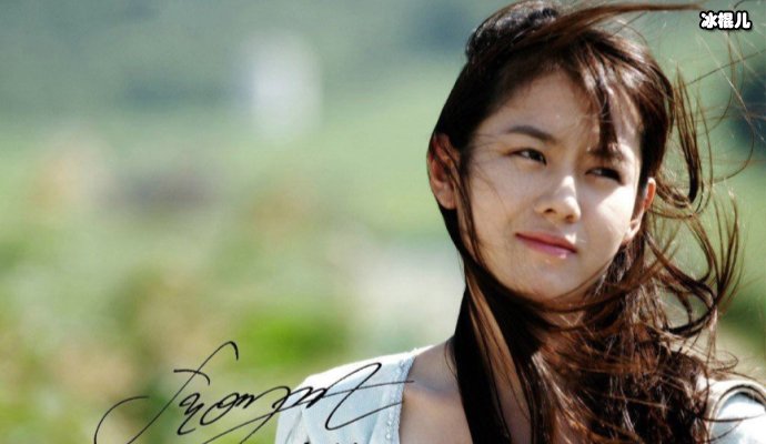 逆龄女神孙艺珍再接新广告,天鹅颈加零赘肉手臂状态如少女