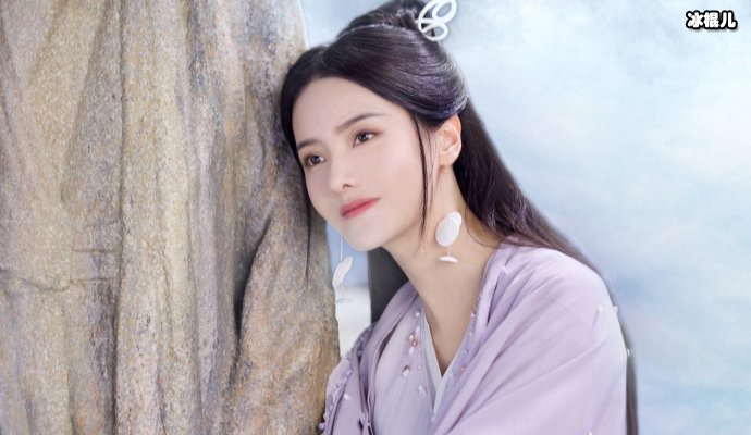 金瀚让母亲为自己剃头,专心玩手机再抬头发现秃了!