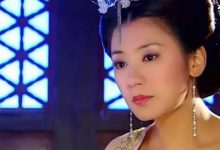 贾静雯给三女儿准备爱莎公主生日礼物，抵御不住好奇先玩起来了-捕鱼中文站