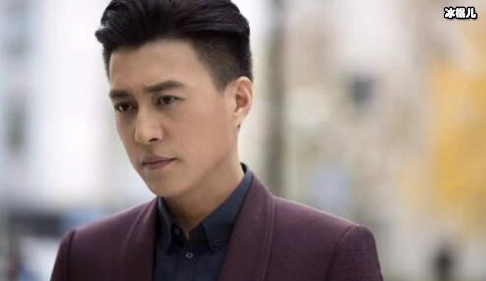 继靳东、张嘉译之后,又一位大器晚成的中年大叔霸屏