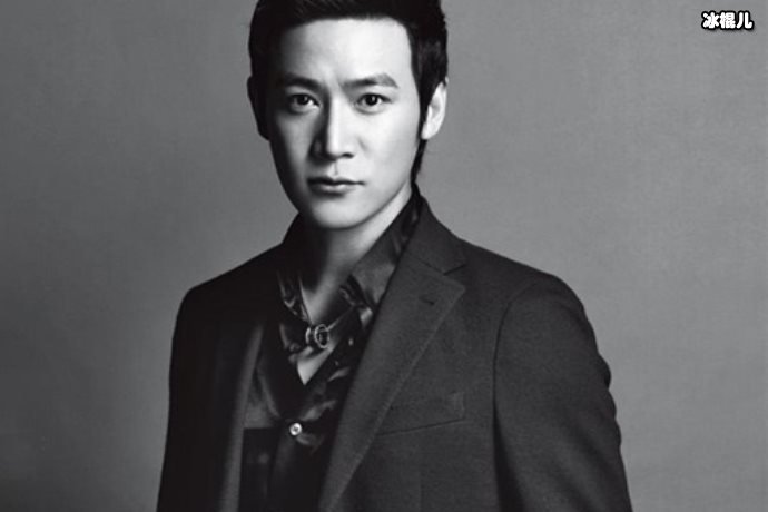 陆毅晒出两个女儿的照片,小小年纪模样俊俏网友:服了