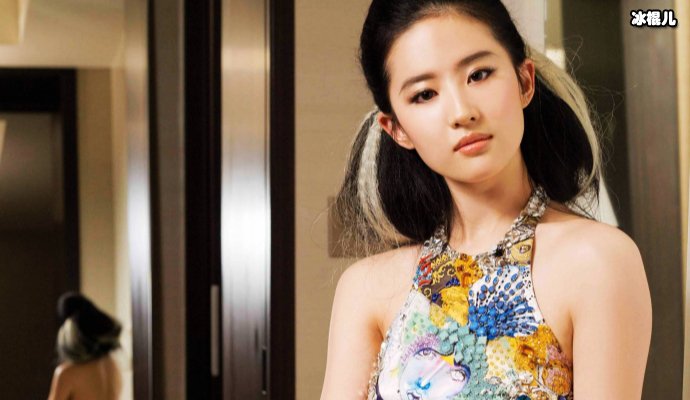 微博之夜刘亦菲明显发福，李冰冰双下巴突出