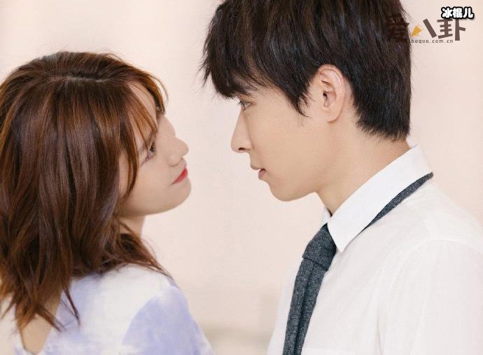 吴昊泽刘美含是情侣? 他们的恋情是怎么回事