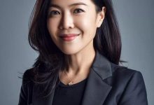 苏芒坐大腿事件! 竟与洪晃恩怨有关-捕鱼中文站